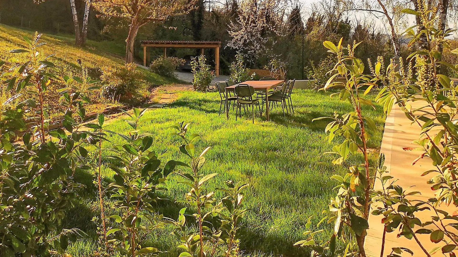 3 Bedroom Stunning Home In Cecima Ponte Nizza Italy